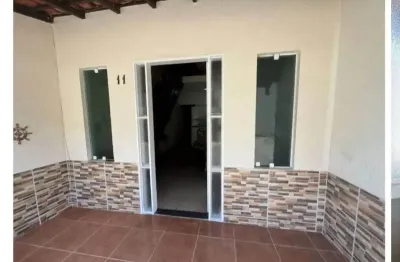 Vendo ótimo Sobrado Mobiliado a 300 metros da Praia do Massaguaçu