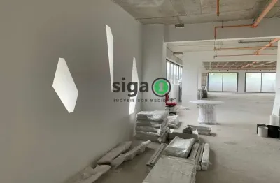 Sala comercial para alugar na Rua Luiz Seráphico Júnior, 511, Chácara Santo Antônio, São Paulo