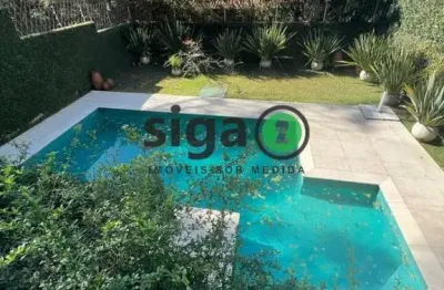 Casa a venda em condomínio fechado no morumbi, de 420m, 3 quartos e 3 vagas.
