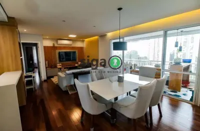 Apartamento 128m² com 3 dorms (1 suíte), varanda gourmet e 2 vagas no morumbi