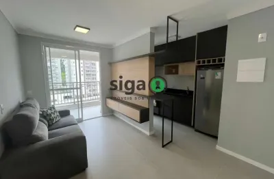 Apartamento mobiliado com uma vaga de garagem ao lado da linha lilás