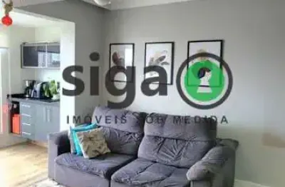 Apartamento com três dormitórios e duas vagas para venda a 7 minutos do metro