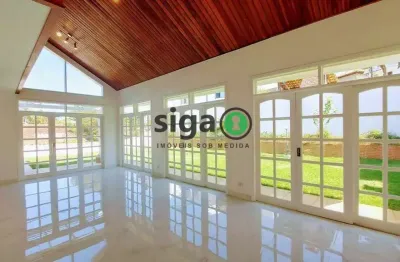 Casa reformada à venda ? 300m², terreno amplo, acabamento de alto padrão e localização privilegiada