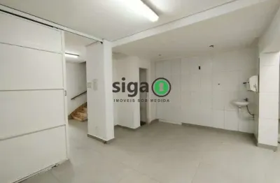 Casa comercial no itaim bibi para locação com 105m², com 5 salas, 1 banheiros e 2 vagas, sem mobilia