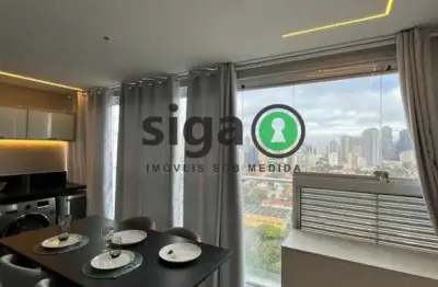 Apartamento mobiliado e decorado com 1 dormitório à venda no brooklin; andar alto, ao lado do metrô