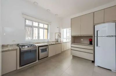 Apartamento com 2 quartos para alugar na Rua Comendador Araújo, 193, Centro, Curitiba por R$ 3.200