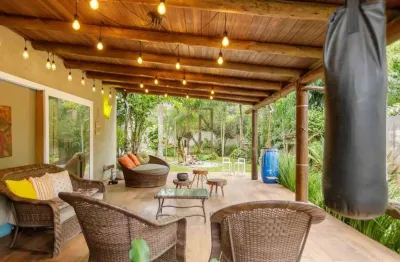 Casa em condomínio fechado com 3 quartos à venda na rua ângelo zamir biasi, 551, atuba, curitiba por r$ 1.790.000