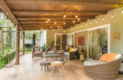 Casa em condomínio fechado com 3 quartos à venda na rua ângelo zamir biasi, 551, atuba, curitiba por r$ 1.790.000