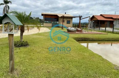 Chácara com piscina, quadra de areia em condomínio rural à venda em canelinha/sc