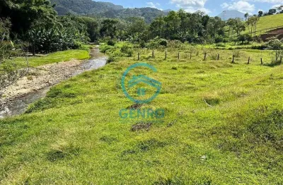 Área para sítio com riacho e terreno de 16.000m² ( 1.6 hectares ) à venda em canelinha/sc