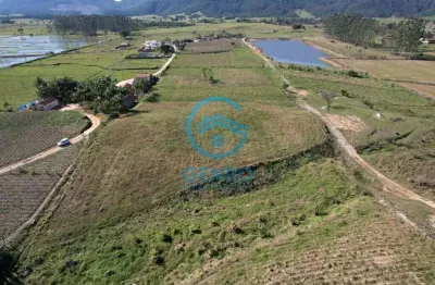 Excelente área para sítio com riacho e terreno de 58.500m² ( 5.85 hectares ) à venda em tijucas/sc