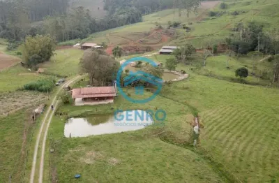 Sítio em meio a natureza com 03 lagoas e com terreno de 140.000m² ( 14 hectares ) à venda em tijucas/sc