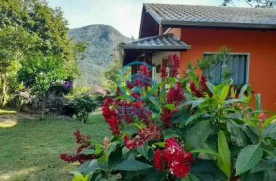 Chácara com linda vista para o morro da pipa com altitude de 250mts  à venda em canelinha/sc