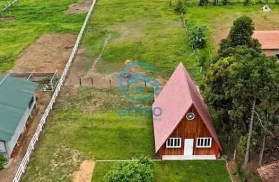 Chácara em meio a natureza com riacho e terreno de 4.000m² à venda em canelinha/sc