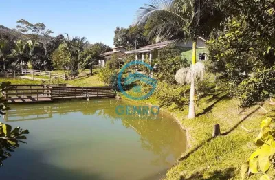Chácara em meio a natureza com lagoa e terreno de 1.400m² à venda em santo amaro da imperatriz/sc