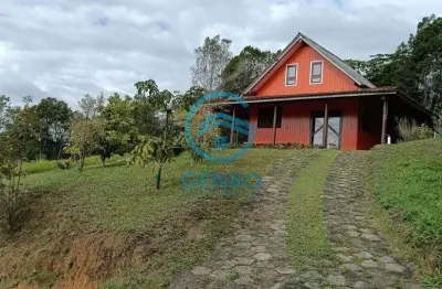 Chalé mobiliado em condomínio fechado em meio a natrurezaà venda em santo amaro da imperatriz/sc