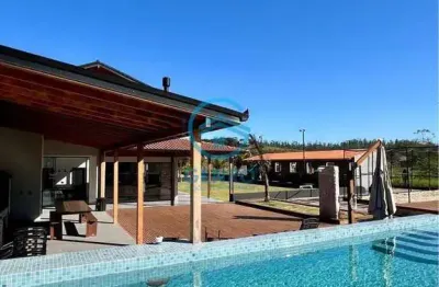 Chácara mobiliada em meio a natureza com piscina e terreno de 4.000m² à venda em canelinha/sc