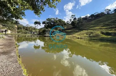 Sítio em meio a natureza com riacho e terreno de 36.000m² (3.6 hectares) à venda em águas mornas/sc
