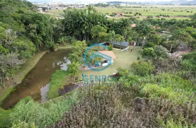 Chácara em meio a natureza com piscina, lagoa e terreno de 6.000m² à venda em porto belo/sc