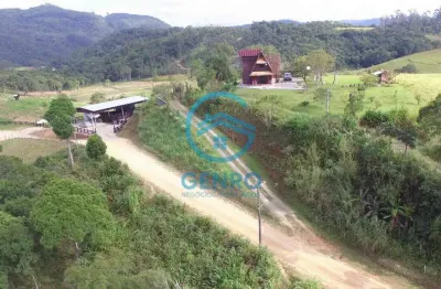 Sítio em meio a natureza com terreno escriturado de 60.000m² à venda em canelinha/sc