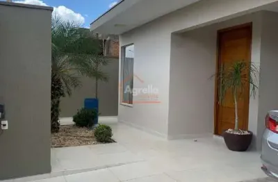Casa à venda parque jardim murayama mogi mirim. 3 dormitórios suíte e área lazer
