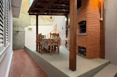 Casa à venda com área de lazer e churrasqueira em mogi mirim/sp