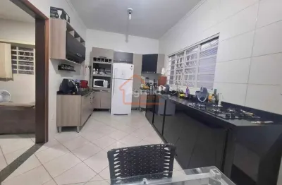 Casa com 3 quartos à venda no Loteamento Linda Chaib, Mogi Mirim 