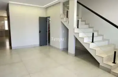 Casa com 4 quartos à venda na Rua J74, Setor Jaó, Goiânia, 235 m2 por R$ 1.090.000