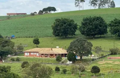 Chácara / sítio com 4 quartos à venda na Zona Rural, Tuiuti 
