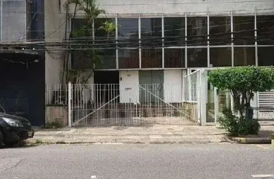 Barracão / Galpão / Depósito à venda na Rua Cônego Eugênio Leite, 920, Cerqueira César, São Paulo