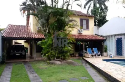 Casa em condomínio fechado com 5 quartos à venda na rua capitu, jacarepaguá, rio de janeiro, 336 m2 por r$ 1.600.000