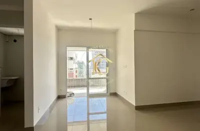 Apartamento com 2 quartos no bairro guilhermina - praia grande