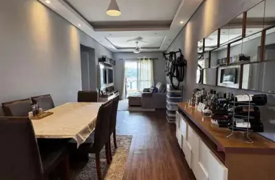 Apartamento mobiliado de 2 quartos no canto do forte, praia grande, sp