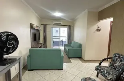 Apartamento mobiliado de 2 quartos na guilhermina, praia grande - sp!