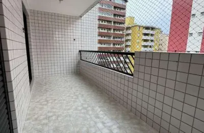 Apartamento 2 quartos (1 suíte) canto forte: espaçoso, varanda, 300m da praia!