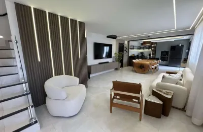 Sobrado mobiliado com 3 suítes e 2 vagas na guilhermina, praia grande