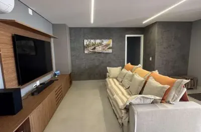 Apartamento mobiliado de 3 quartos, 3 suítes e 2 vagas aviação - praia grande