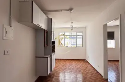 Apartamento canto do forte praia grande 2 dormitórios 1 banheiro escada