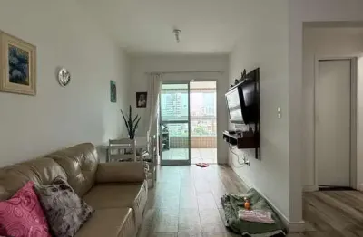 Apartamento semimobiliado de 2 quartos no bairro canto do forte, praia grande.