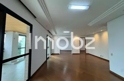 Apartamento com 3 quartos à venda na Rua Itapaiuna, 1800, Panamby, São Paulo