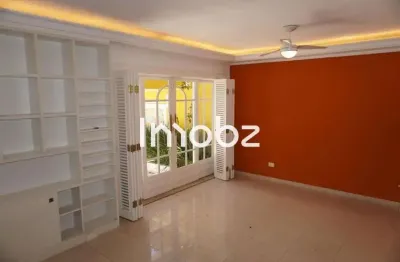 Casa com 3 quartos à venda na Rua Estela Sezefreda, 59, Pinheiros, São Paulo