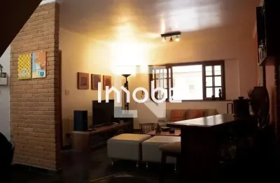 Casa com 3 quartos à venda na Rua Bernarda Luiz, 178, Vila Madalena, São Paulo