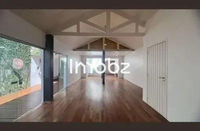 Casa com 2 quartos à venda na Rua Jurandá, 194, Vila Madalena, São Paulo