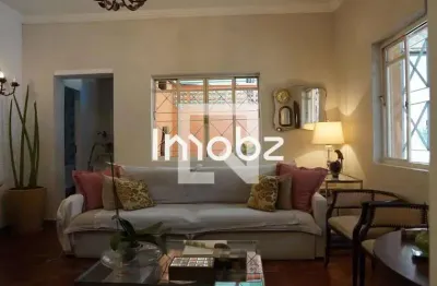 Casa com 5 quartos à venda na Praça Japuba, 38, Vila Madalena, São Paulo