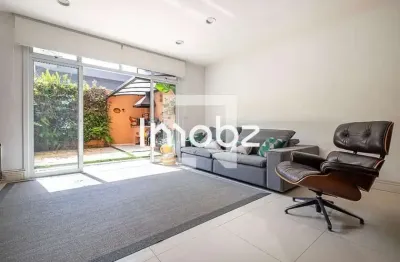 Casa com 2 quartos à venda na Rua Caminha de Amorim, 433, Vila Madalena, São Paulo