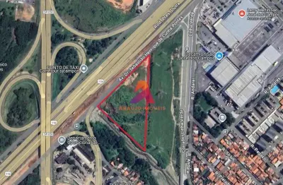 Área á venda com altíssima visibilidade | ideal para supermercado ou comercial
