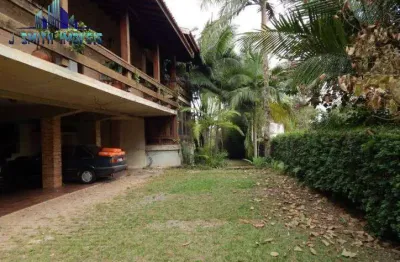 Casa estilo granjeiro, no coração da granja viana. terreno gigante