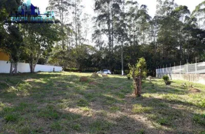 Terreno .1240m², limpo, alto e  com 2 frentes. condomínio ótimo km 39