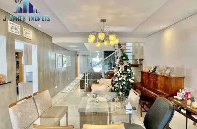 Casa  335m², 3 suítes, 4 vagas, fotovoltaico, piscina aquecida.