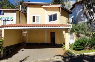 Casa isolada 3 dorms (1 suíte), 2 vagas. quintal, gourmet, vagas visitantes